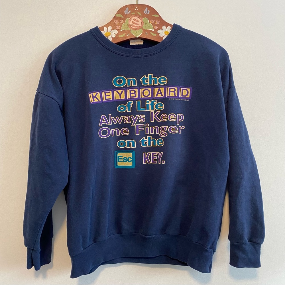VINTAGE CREWNECK SWEATER